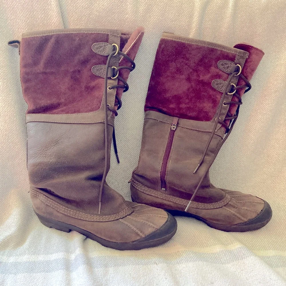 UGG Belcloud Duckboots Suede‎ Leather Sheepskin Purple Plum Waterproof US 9